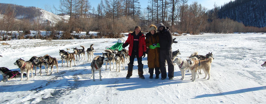 Dog sledding and Chinggis khaan statue