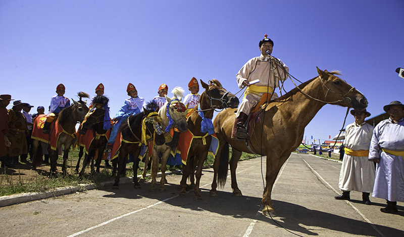 Mongolia Naadam Festival and Gobi Tour (8 days)
