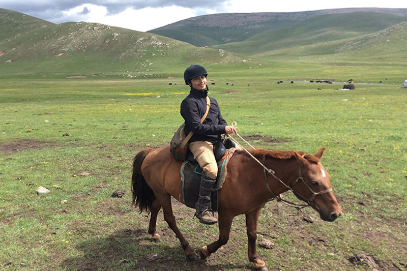b-horse-riding-in-hustai-national-park