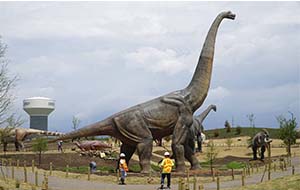 b-thumb-land-of-dinosaurs