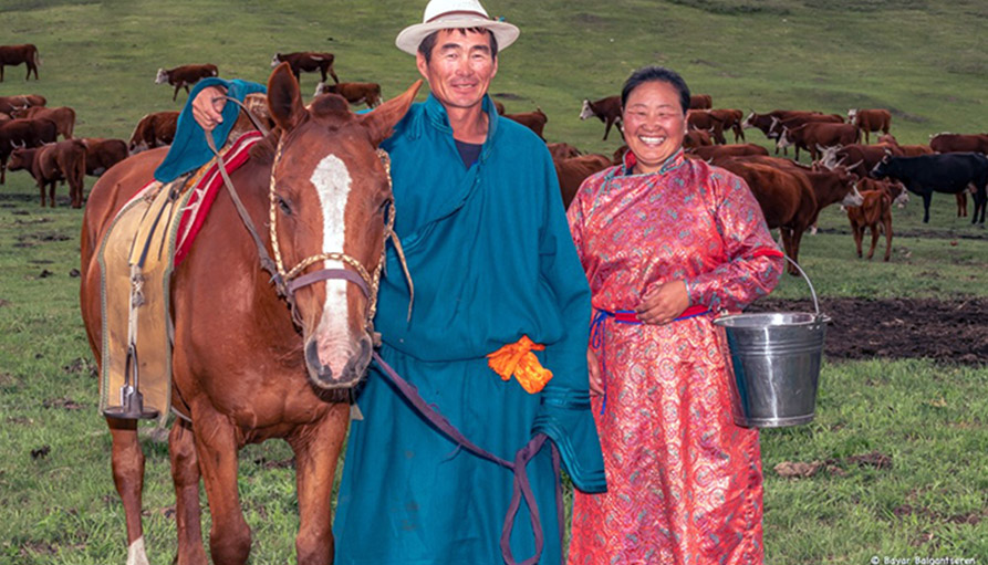 Mongolian Traditional Clothes