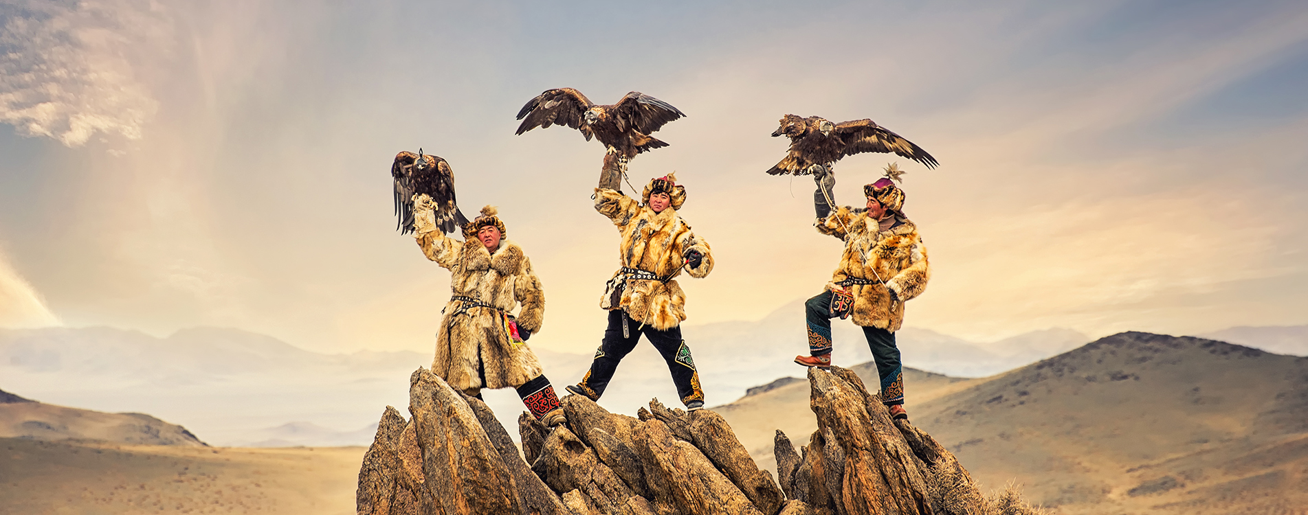 몽골의 매혹적인 독수리 사냥 전통과 황금독수리 축제 